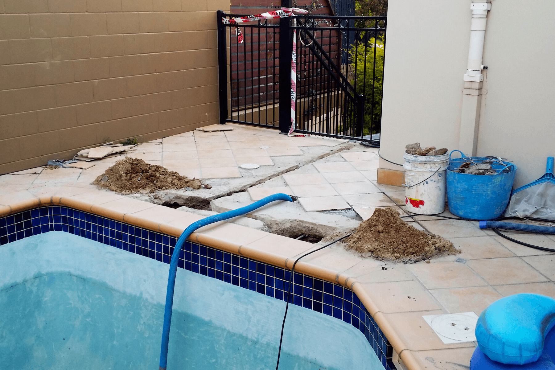 pool leak repair cost